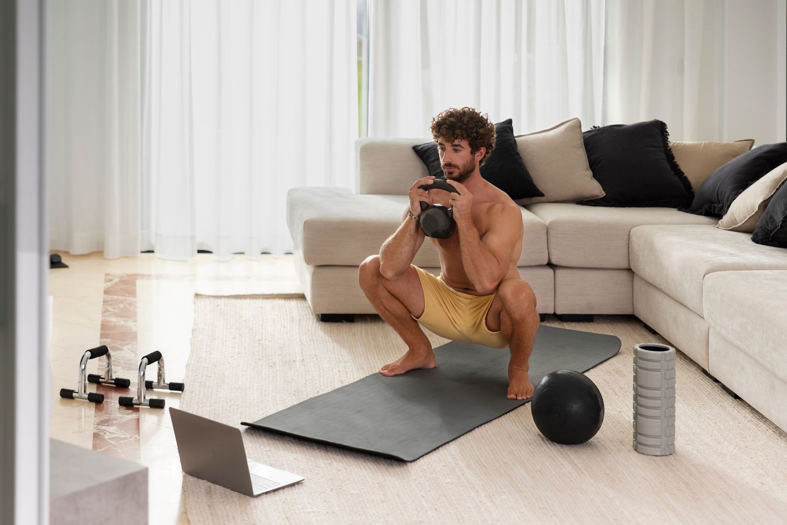 Um Guia Completo para o Treino de Musculação em Casa